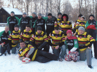 Ogień i rugby na śniegu